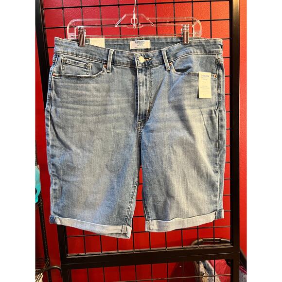 Denizen from Levi mid rise bermuda Jean shorts womens size 16 W33 NWT - Picture 1 of 5